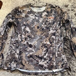 Women’s Sitka base layer camo medium